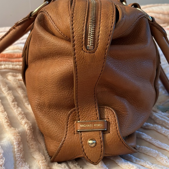 Vintage leather Michael Kors bowler bag - Picture 3 of 16